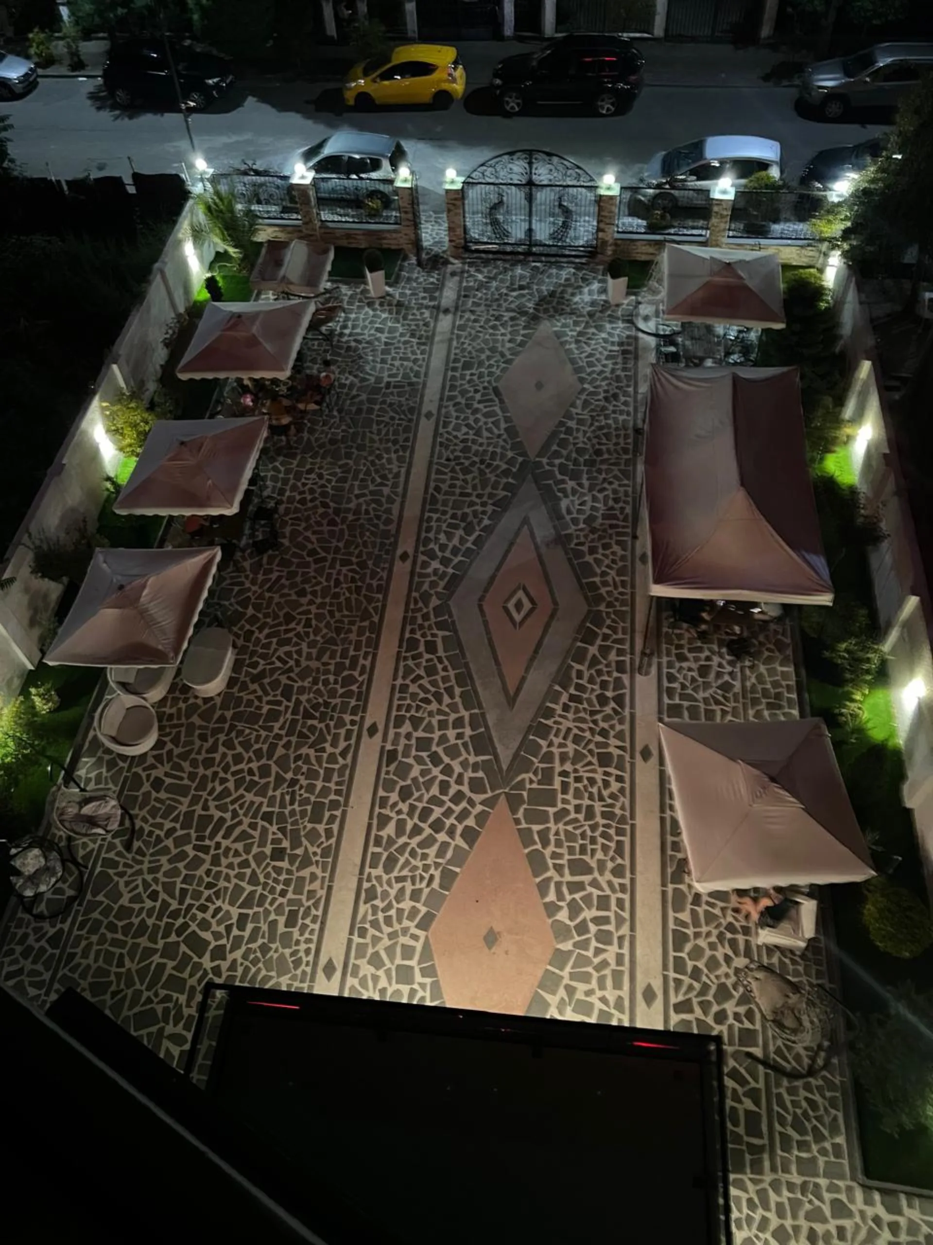 Hotel Chipo courtyard at night